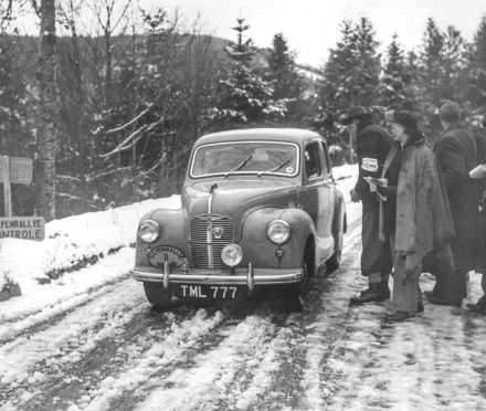 R.G.Odell i J.P.T.Coakley – Austin A 40.